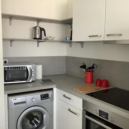 L'étape Rémoise, Le Calme Aux Portes De *