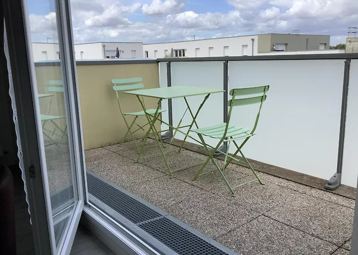 L'étape Rémoise, Le Calme Aux Portes De * Reims